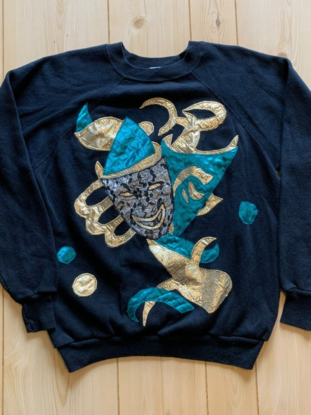 Vintage 90s Mardi Gras Masquerade Theatre Ball Party New Orleans Sweatshirt XL